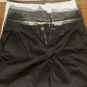 Men's shorts lot size 30